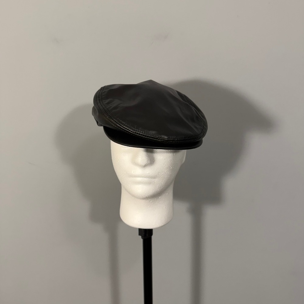 Capas Headwear NY Mens Black Genuine Leather Flat Cap Ivy Driving Hat Medium USA